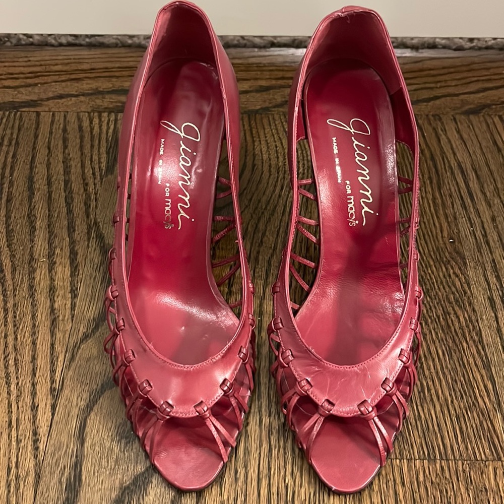 Fuschia sandals with heel. Open toe. Gianni for Macys. Size 9